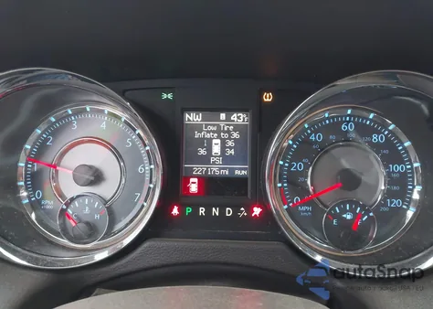 2016 Chrysler Town & Country Limited Platinum from USA, damaged, VIN 2C4RC1GG8GR133600